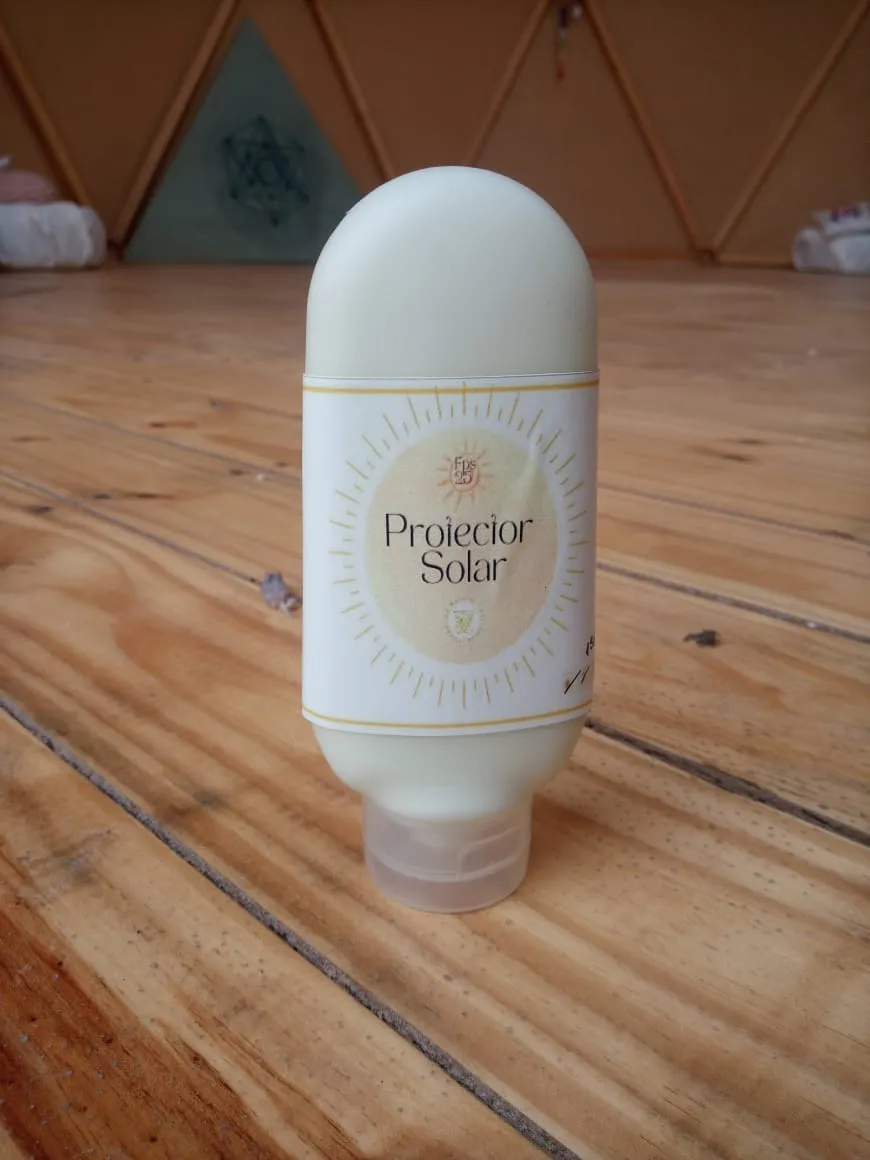 Protector solar FPS35